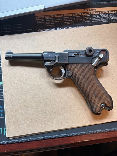 WWI DWM 9MM Luger Dated 1913 - excellent toggle/upper - Image 1 of 15