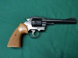 Colt Officers Model Match 38 Special, 6", 1968, all original, light color grips - 4 of 13