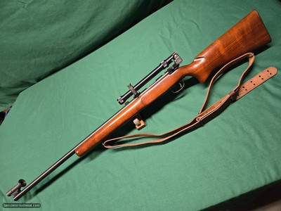 Excellent Remington 513 Target 22 lr with Redfield Tube sight and Olympic front sight