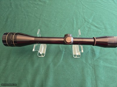 Leupold 12x40
AO rifle scope, gloss, with tapered crosshair reticle, excellent condition