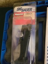 Sig Sauer P220 45 ACP with a new rare Sig Sauer 22lr conversion unit - 4 of 7