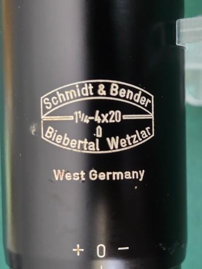 Schmidt and Bender 1 1/4-4x20, 30mm, #4 reticle, excellent condition - Image 2 of 5