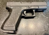 Glock G23 Gen 2 .40S&W MASS LEGAL Used Pistol - 3 of 9