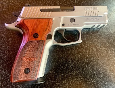 Sig Arms Classic P229 Elite Stainless in 9mm - Image 3 of 11