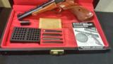 BROWNING MEDALIST 22LR PISTOL - MINT WITH CASE AND ACCESSORIES - 2 of 9