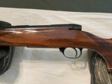 Weatherby Mark V Varmintmaster .22-250 rem - 8 of 13