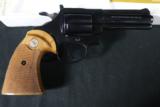 COLT .22 DIAMONDBACK REVOLVER - 2 of 9