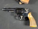 SMITH & WESSON MODEL 10-5 - 2 of 9