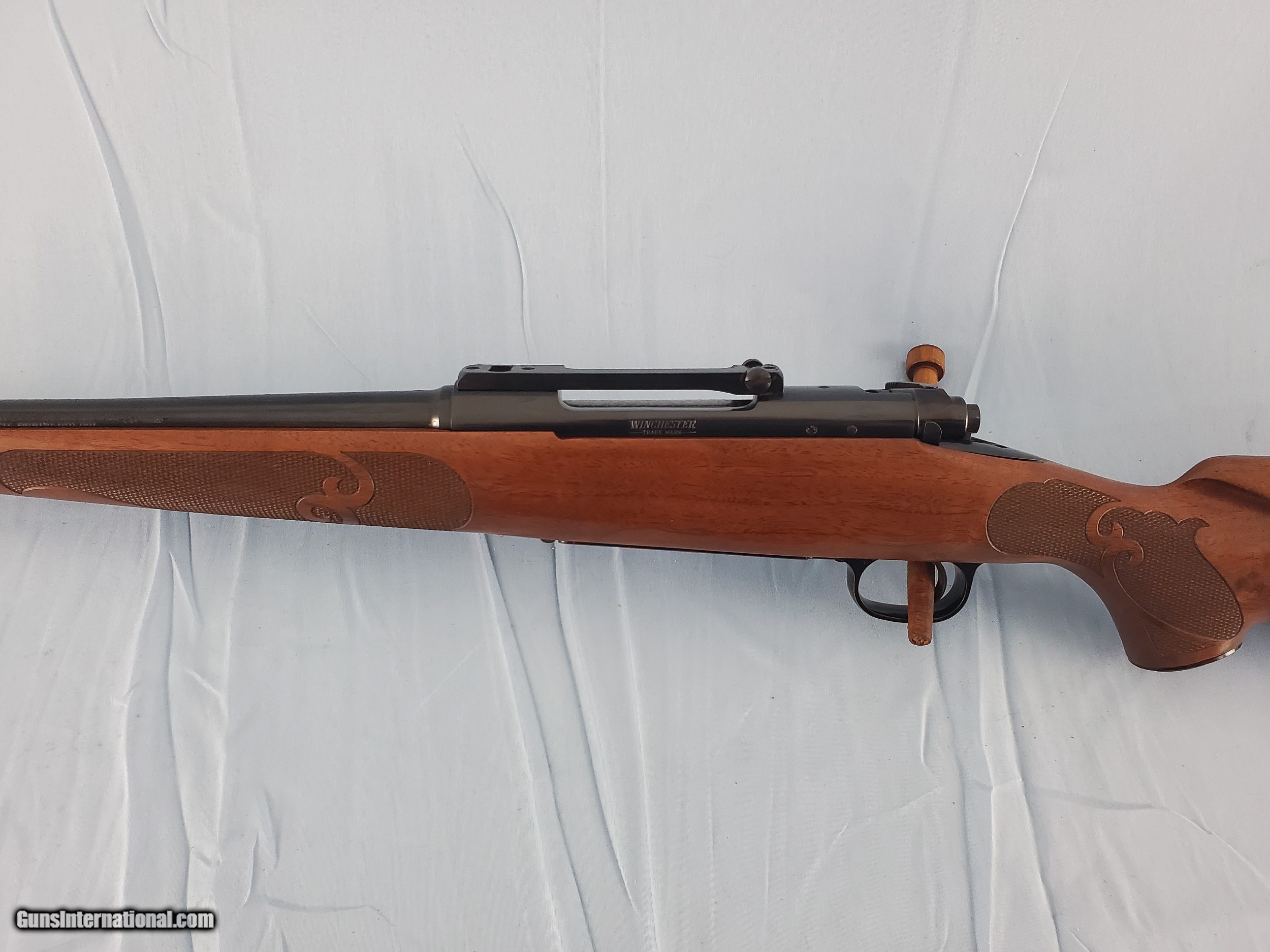 WINCHESTER MODEL 70 .270