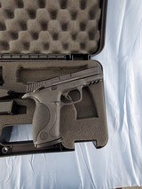 SMITH & WESSON M&P 40C .40 CAL. - 3 of 4