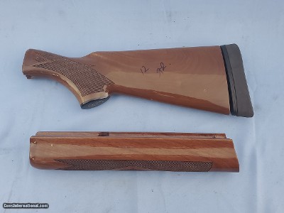 REMINGTON 1100 12 GA STOCK AND FOREARM