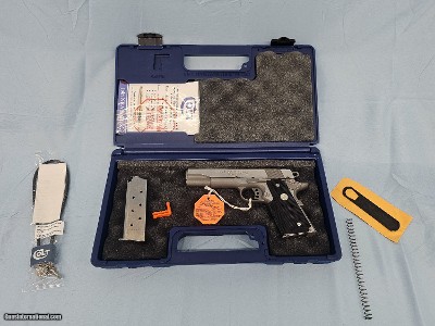 COLT GOLD CUP TROPHY .45 ACP