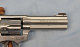 SMITH & WESSON 617-6 - 5 of 10