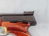 BROWNING MEDALIST .22 L.R. - 5 of 11