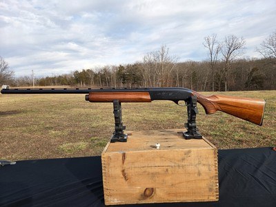 REMINGTON 1100 12 GAUGE - Image 1 of 22