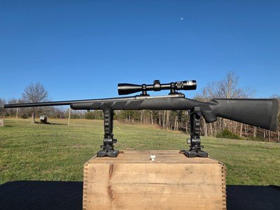SAVAGE 11 22-250 - Image 1 of 20