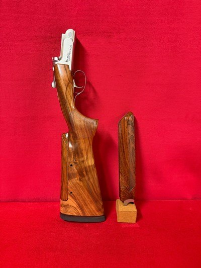 Perazzi High Tech S-20 with 32 inch 28 Gauge Barrels - Image 4 of 10