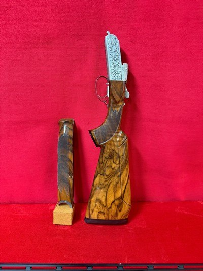 Krieghoff K20 Sovereign Scroll 3 Barrel Pro Sporter Set 20/28/.410 w/Crown Wood - Image 5 of 11