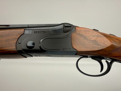 Beretta DT11 Sporting Black Edition 32 inch NEW/UNFIRED - Image 6 of 8