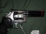 Smith and Wesson 686-3 357 Mag Stainless - 2 of 7