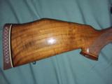 Weatherby Mark V 300Mag w Weatherby scope - 2 of 14