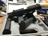 HK USP 9mm - Mint w extras - 1 of 2