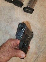 Smith & Wesson MP Shield 9mm w 3 mags - Image 6 of 9
