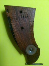 Smith & Wesson - 11 of 15