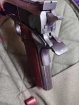 Colt 1911, .45 ACP - 7 of 15