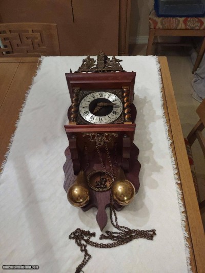 Zaanese Wuba, wall clock