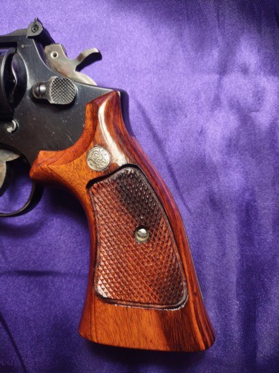 Smith & Wesson Model 53-2, Jet Magnum - Image 11 of 15