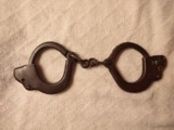 Hand cuffs, all steel, 1920 - Image 1 of 7