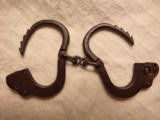 Hand cuffs, all steel, 1920 - Image 2 of 7