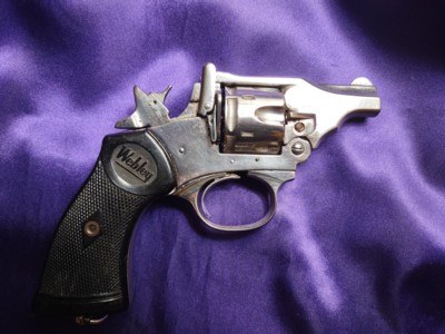 Webley & Scott , Mark IV, .38 S&W - Image 2 of 13