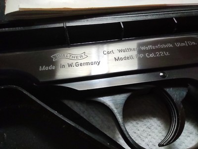WALTHER PP .22LR, 10-SHOT MAGAZINE - Image 7 of 8