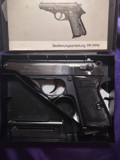 WALTHER PP .22LR, 10-SHOT MAGAZINE - Image 2 of 8