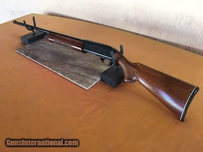 Remington Model 1100
Semi
Auto
12 Ga. Shotgun