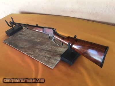 Browning Model BL 22
Lever Action
.22 Rifle