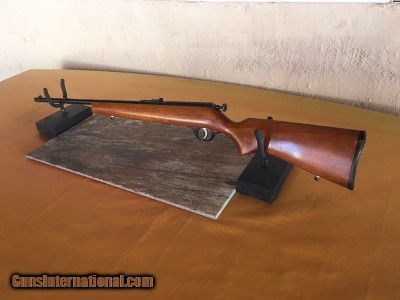 Glenfield Model 10
Single Shot .22 Rifle