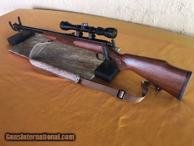 Marlin Model 883
Bolt Action Repeater Series
.22 WMR Rifle