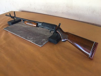 Ithaca Model 37
Deerslayer
12 Ga. Pump Shhotgun