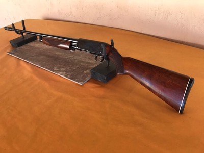 Ithaca Model 37 Featherlight - 16 ga. Pump Action Shotgun