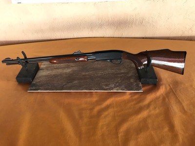 Remington Fieldmaster Model 572 BDL- Deluxe - Slide Action .22 Rifle - Image 2 of 15