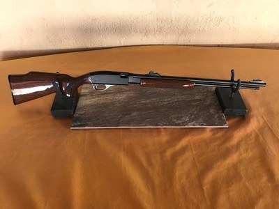 Remington Fieldmaster Model 572 BDL- Deluxe - Slide Action .22 Rifle - Image 8 of 15