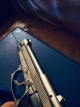 Beretta 85FS Nickel Cheetah .380 MINT! - 4 of 7