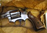SMITH & WESSON MODEL 10-7, 38 SPECIAL. NEW IN BOX - 4 of 7