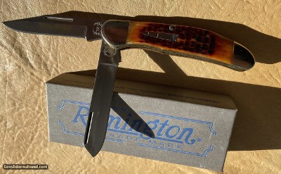 REMINGTON BULLET KNIFE 2010, DOUBLE STRIKE, BRAND NEW IN THE BOX WITH PAPERS - Image 2 of 3