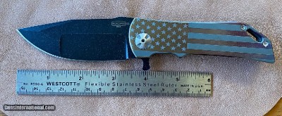DDR LIMITED RUN FOLDING KNIFE USA FLAG