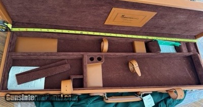 BROWNING CUSTOM SHOP GUN CASE, MADE IN ITALY, TOP OF THE LINE, FITS 32" BLS
