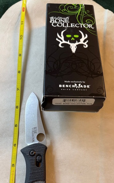 BENCHMADE BONE COLLECTOR 15030, NEW IN ORIGINAL BOX.